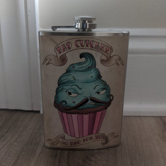 TRIXIE & MILO Flask - Picture 4 of 5